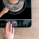 Bếp Từ Mini: Lựa Chọn Hoàn Hảo Cho Sinh Viên Và Người Thuê Nhà